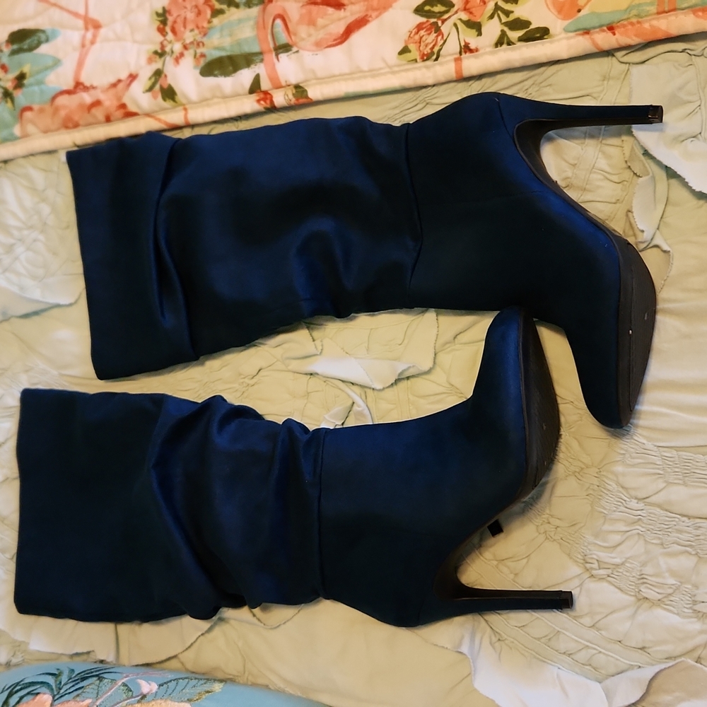 Jessica Simpson suede boots